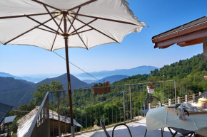 Baita Gabriele con Terrazzo e Vista Lago per 4 Persone